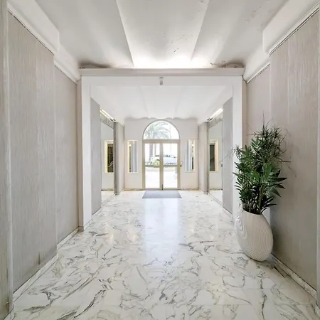 Apartament Promenade Des - Deux Pieces Renove, Proche Negresco